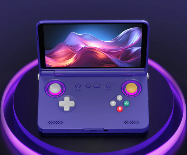 Портативна ігрова приставка Retroid Pocket Flip 2